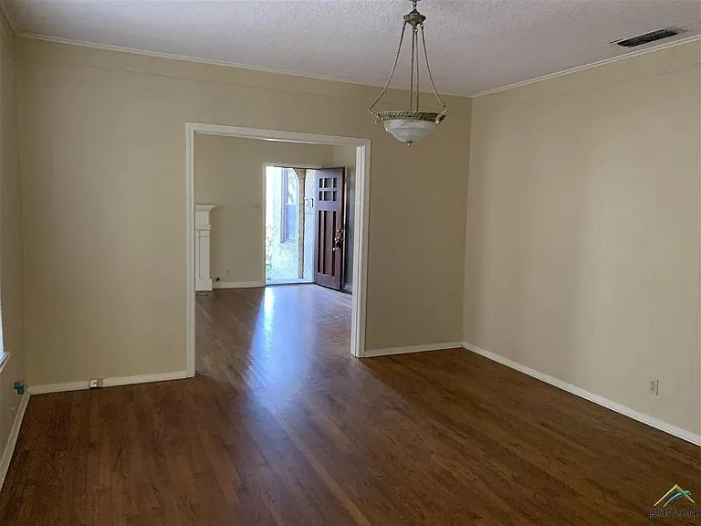 1317 Sneed Dr — Photo 10