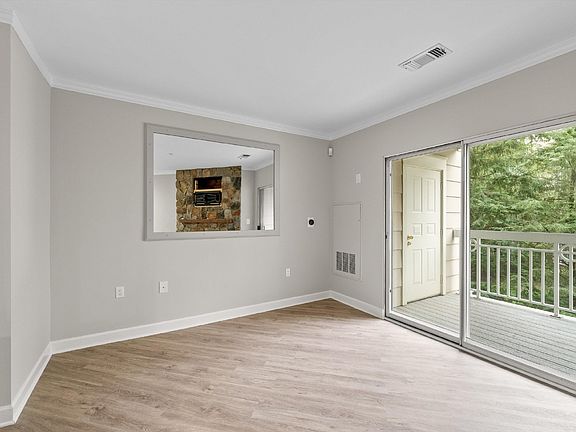 4th image of 12913 Alton Sq APT 211