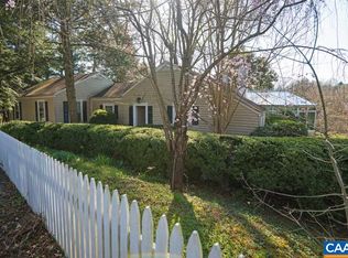28 Canterbury Rd, Charlottesville, VA 22903
