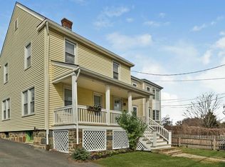 28 Edgewood Ave, Greenwich, CT 06830