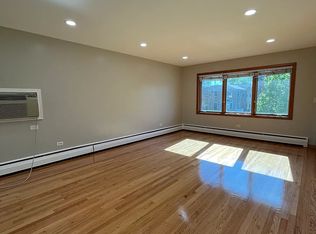 8729 Callie Ave APT 1, Morton Grove, IL 60053