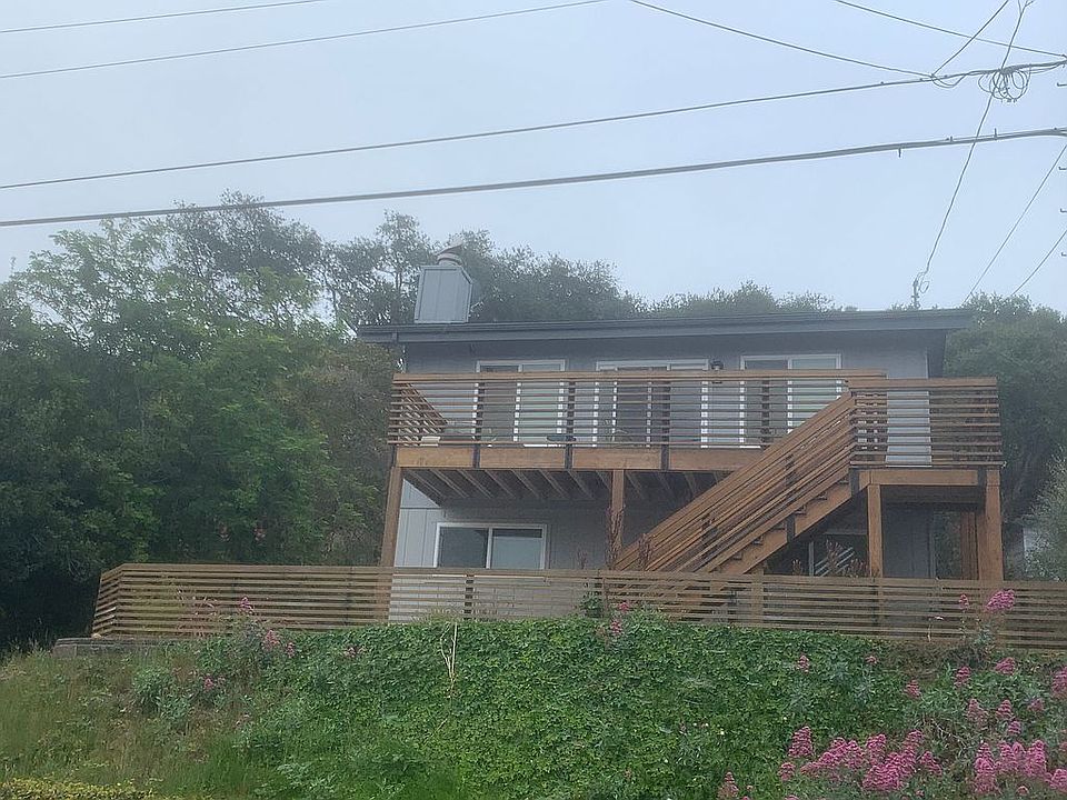 2nd image of 532 Le Point St