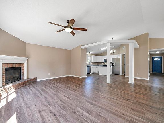 5th image of 2227 Parker Place Ct