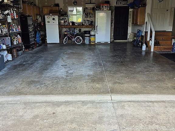 2nd image of 1588 Old Highway 34
