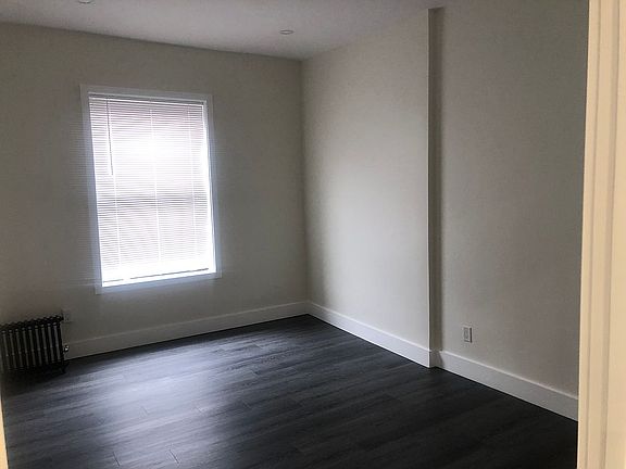 5th image of 7913 Bay Pkwy