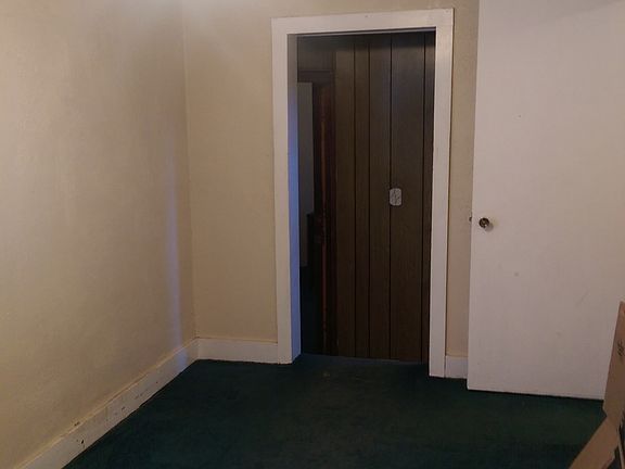 5th image of 1422 NE 24th St