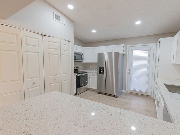 5th image of 2034 S Paseo Loma