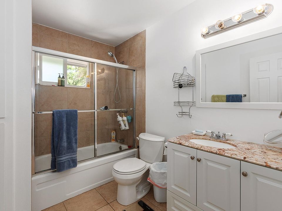1st image of 835 Palomino Dr APT 3