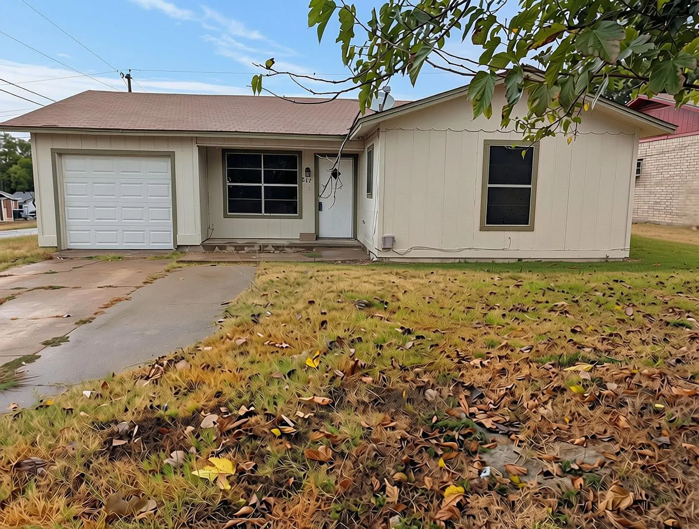3-Bedroom Home on a Corner Lot — Photo 1