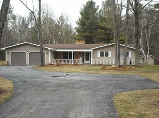 33 W River Dr, Gladwin, MI 48624