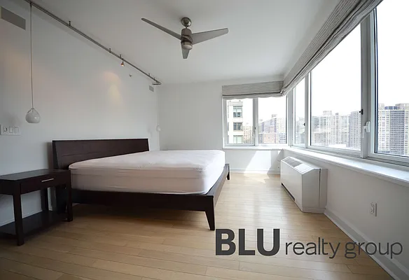 Rented by BLU Real Estate | media 34