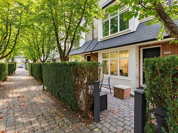3822 Welwyn St, Vancouver, BC V5N 3Y9
