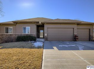 17259 Y St, Omaha, NE 68135