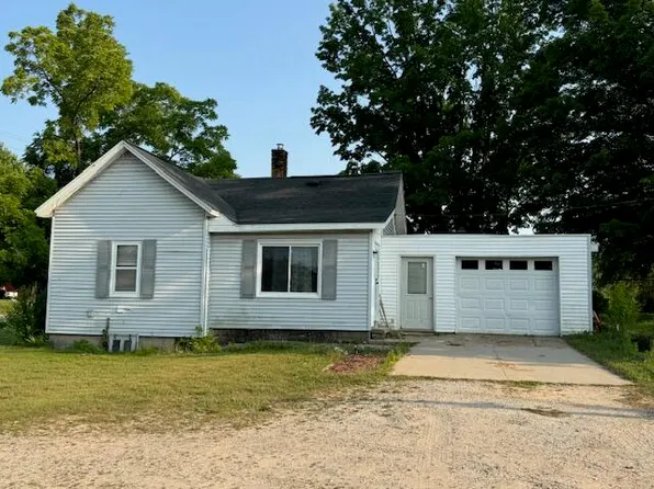 13103 S Mason Dr, Grant, MI 49327
