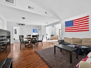 5382 Hewlett Dr #B, San Diego, CA 92115