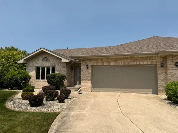 10822 Valerie Ct #18, Orland Park, IL 60467