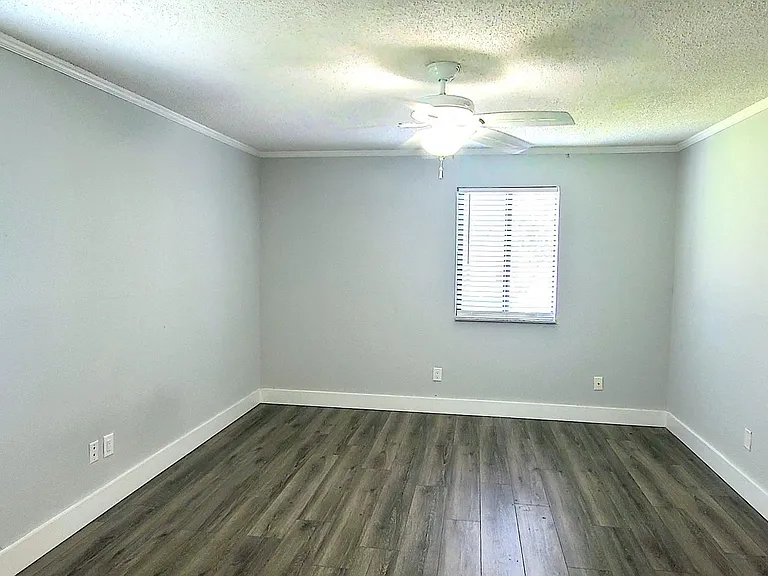 6519 W Newberry Rd #702 — Photo 23