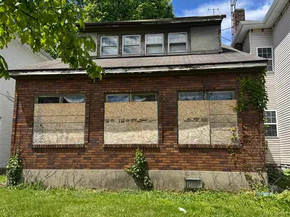 122 S 12th St, Richmond, IN 47374