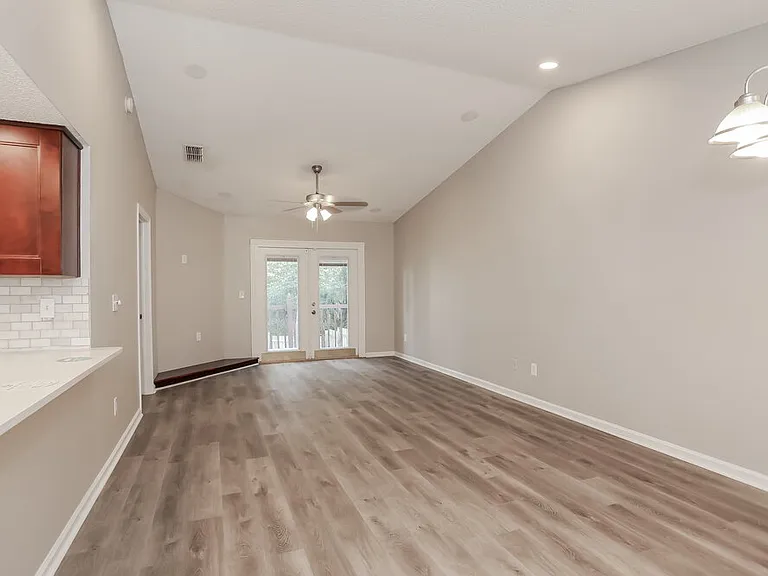 7862 Aquarius Cir S — Photo 4