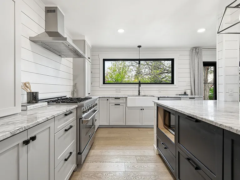 7489 Mount Meeker Rd — Photo 26