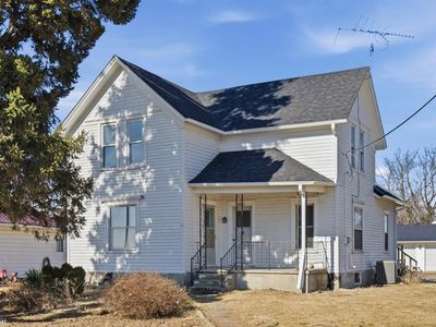 301 State St, Hartwick, IA, 52232
