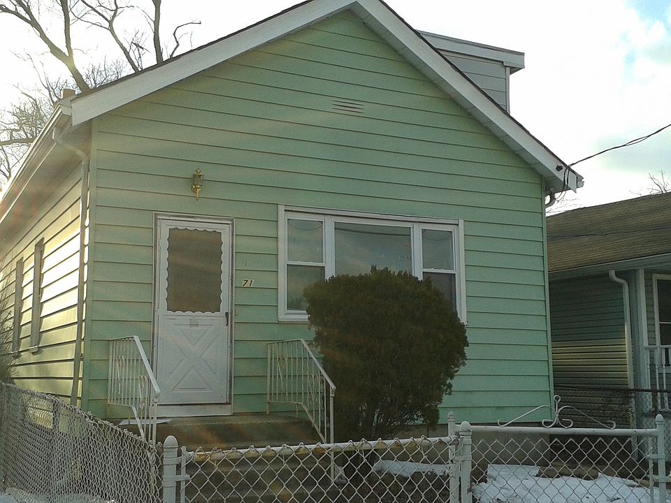 1st image of 71 Lincoln Ct