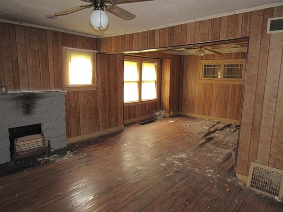 2nd image of 4128 Wabash Ave