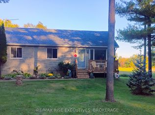 4956 Ramparts Rd, South Frontenac, ON K0H1H0