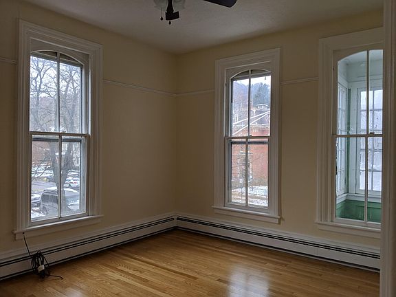 Large window allow an abundance of light to make this unit bright and cheery.