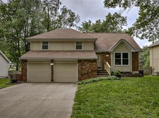 1817 S Arrowhead Dr, Olathe, KS 66062