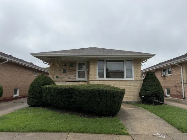 8415 S Kedvale Ave, Chicago, IL 60652