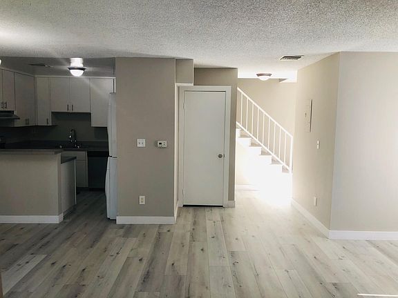 5th image of 414 Piedmont Ave