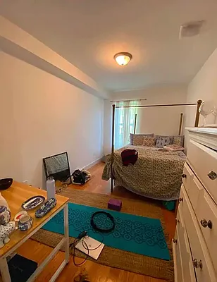 Bedroom, photo 2