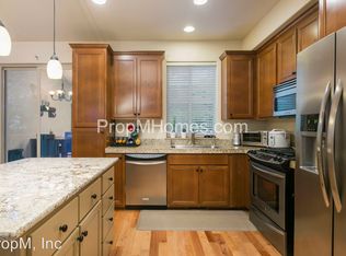 2044 NE 49th Way, Hillsboro, OR 97124