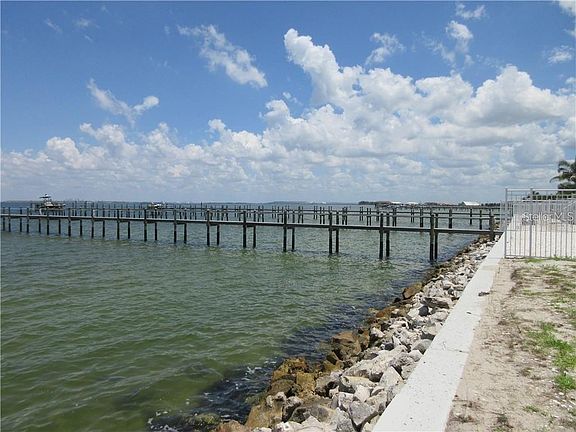 3rd image of 6428 Bright Bay Ct