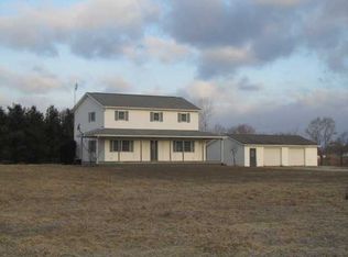 20981 Hawthorn Rd, Argos, IN 46501