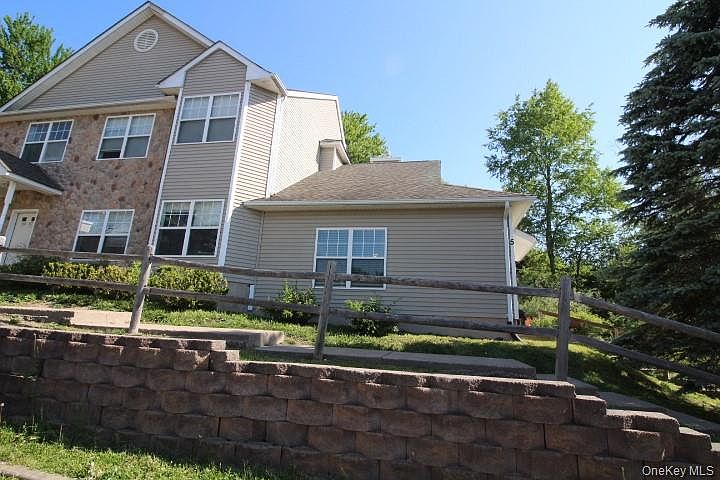 1st image of 5 Timberwolf Road #10-68
