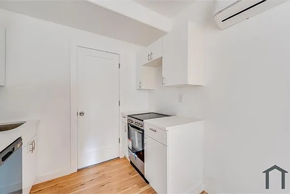 1617 Harrison St #2 — Photo 9