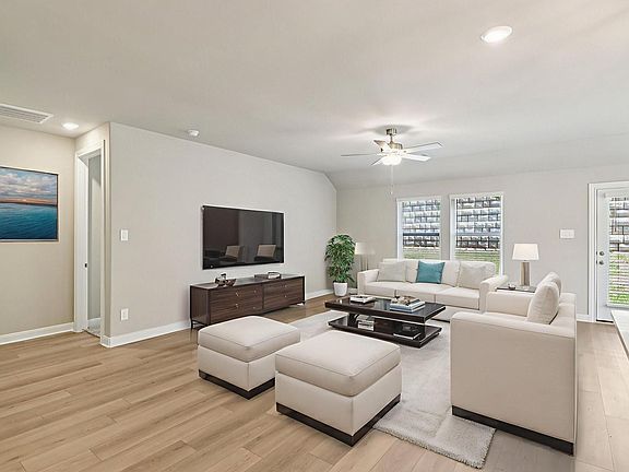 7th image of this home