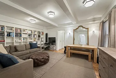 Rented by Nest Seekers International