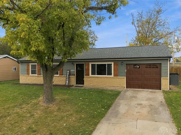 1040 Greenfield Dr, Troy, OH 45373