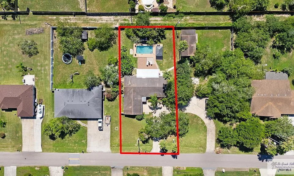 421 Mesquite Dr