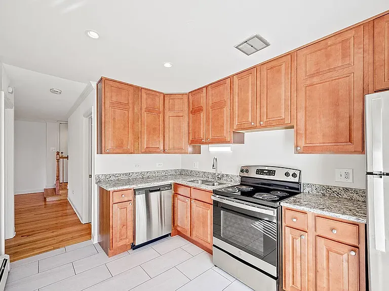 Natural Falls Resort Apartments — Photo 8