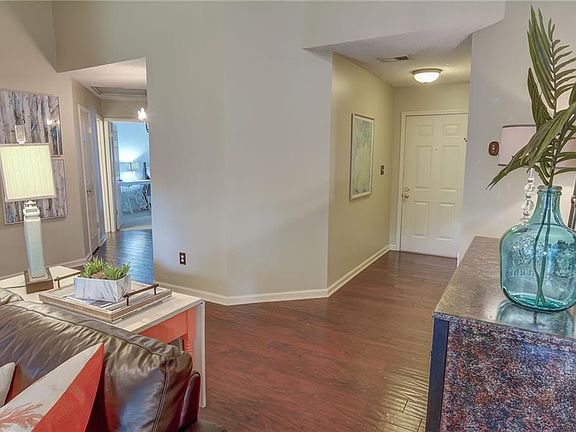 3rd image of 4835 Roswell Mill Dr