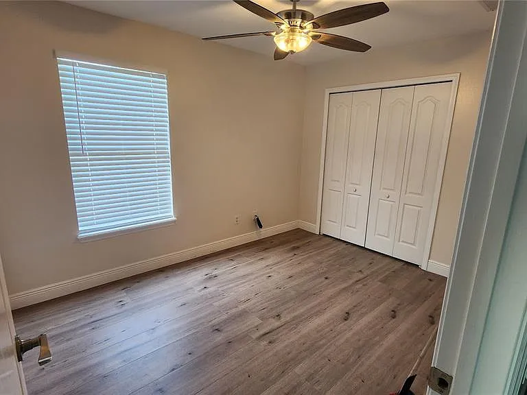 7809 Rex Hill Trl — Photo 11