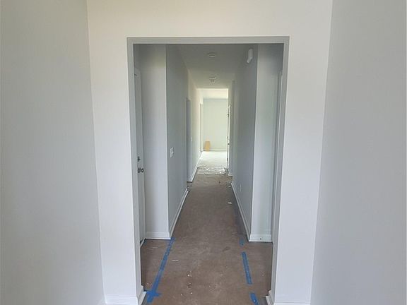 2nd image of 102 BLUEBERRY Court NE