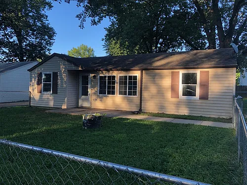 1712 S Oakdale Dr Photo 1