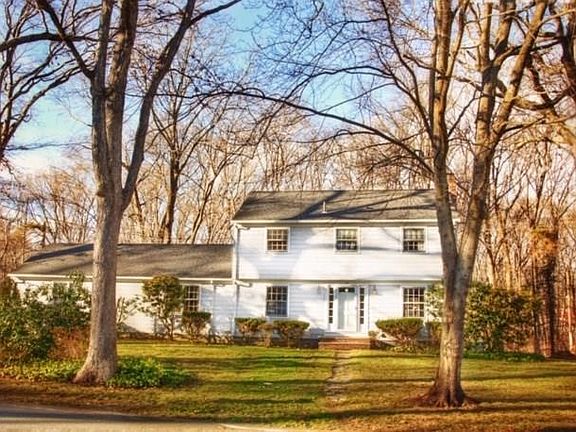 3rd image of 161 Dalehill Dr