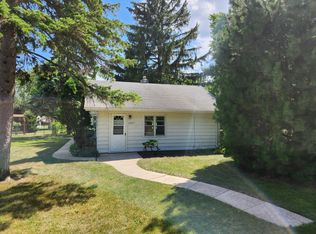 6031 63rd St, Kenosha, WI 53142