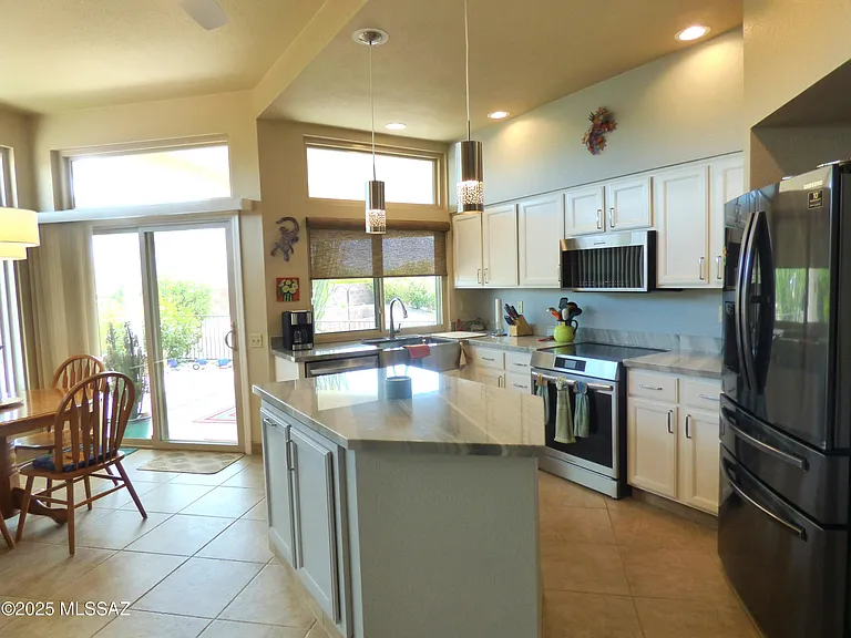 14274 N Trade Winds Way — Photo 11